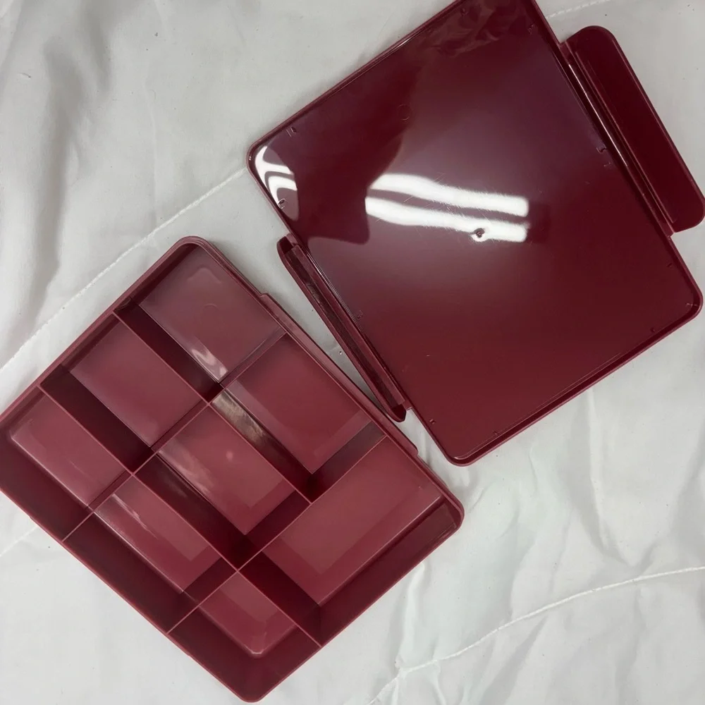 New Target DealWorthy Snack Box with 8 compartments - Red - lunch or snack box